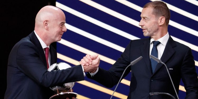FIFA wil WK-belangen verkopen aan private investeerders
