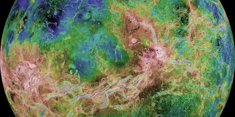 Jonge breukzones wijzen op actieve tektoniek op Venus