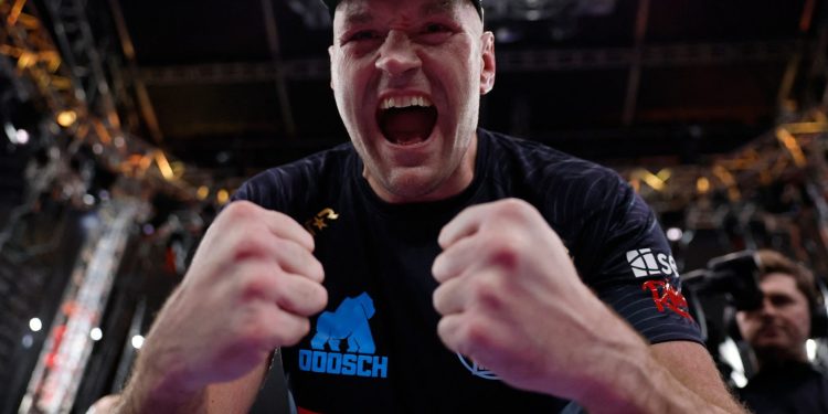 Tyson Fury dwingt Wach tot opgave in Thailand