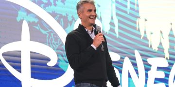 Disney onderzoekt gratis streamingdienst met advertenties